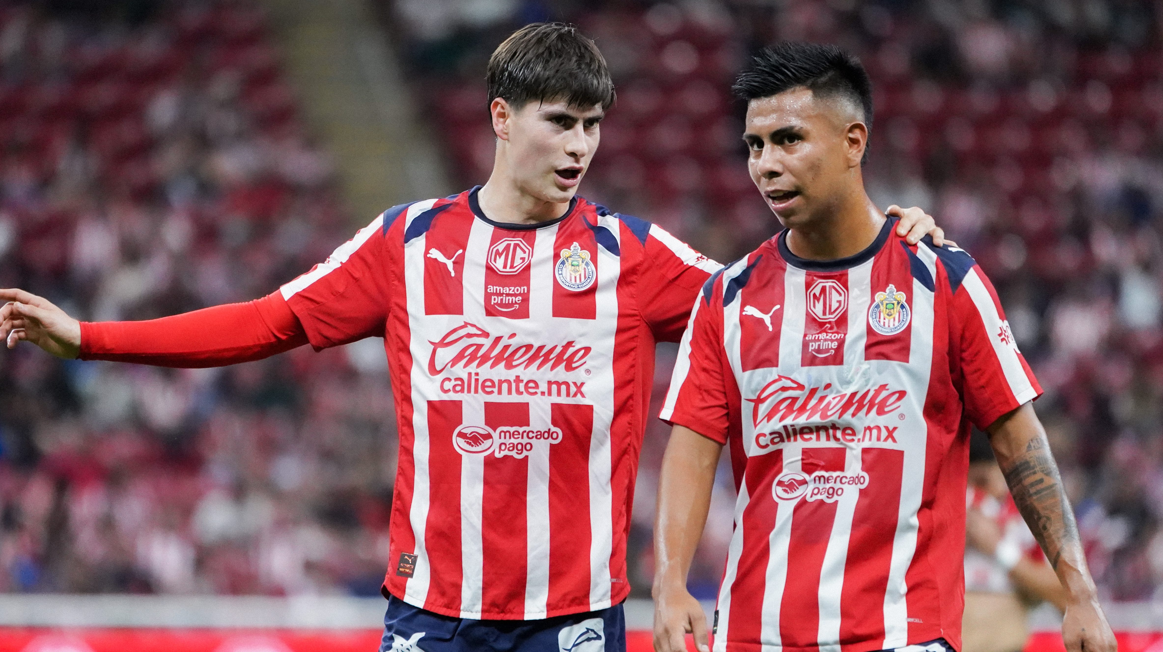 Efraín Álvarez reaccionó a la salida de Armando González al fútbol griego