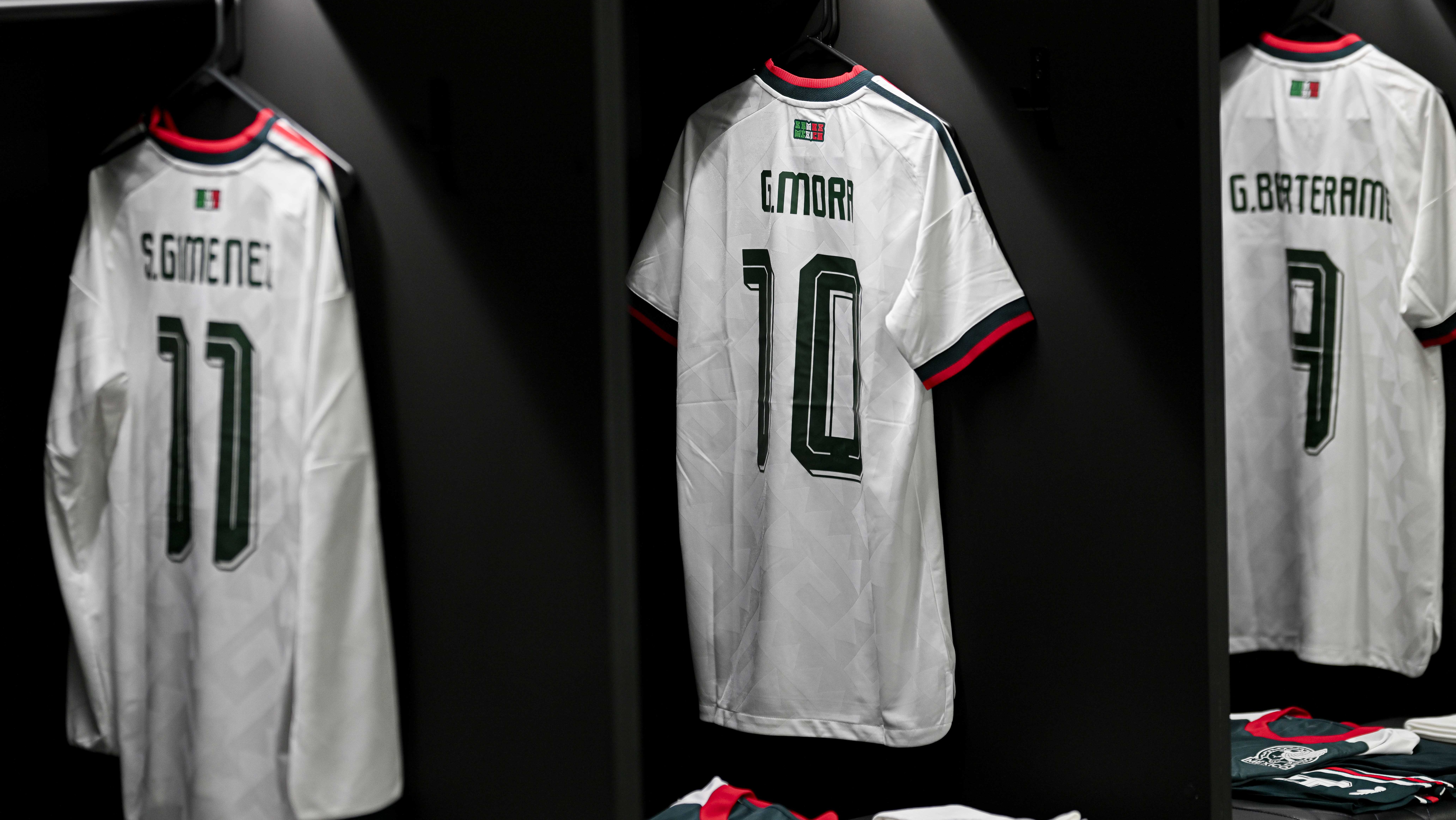 Gilberto Mora es el nuevo dueño de la diez de México en un reto más que complicado