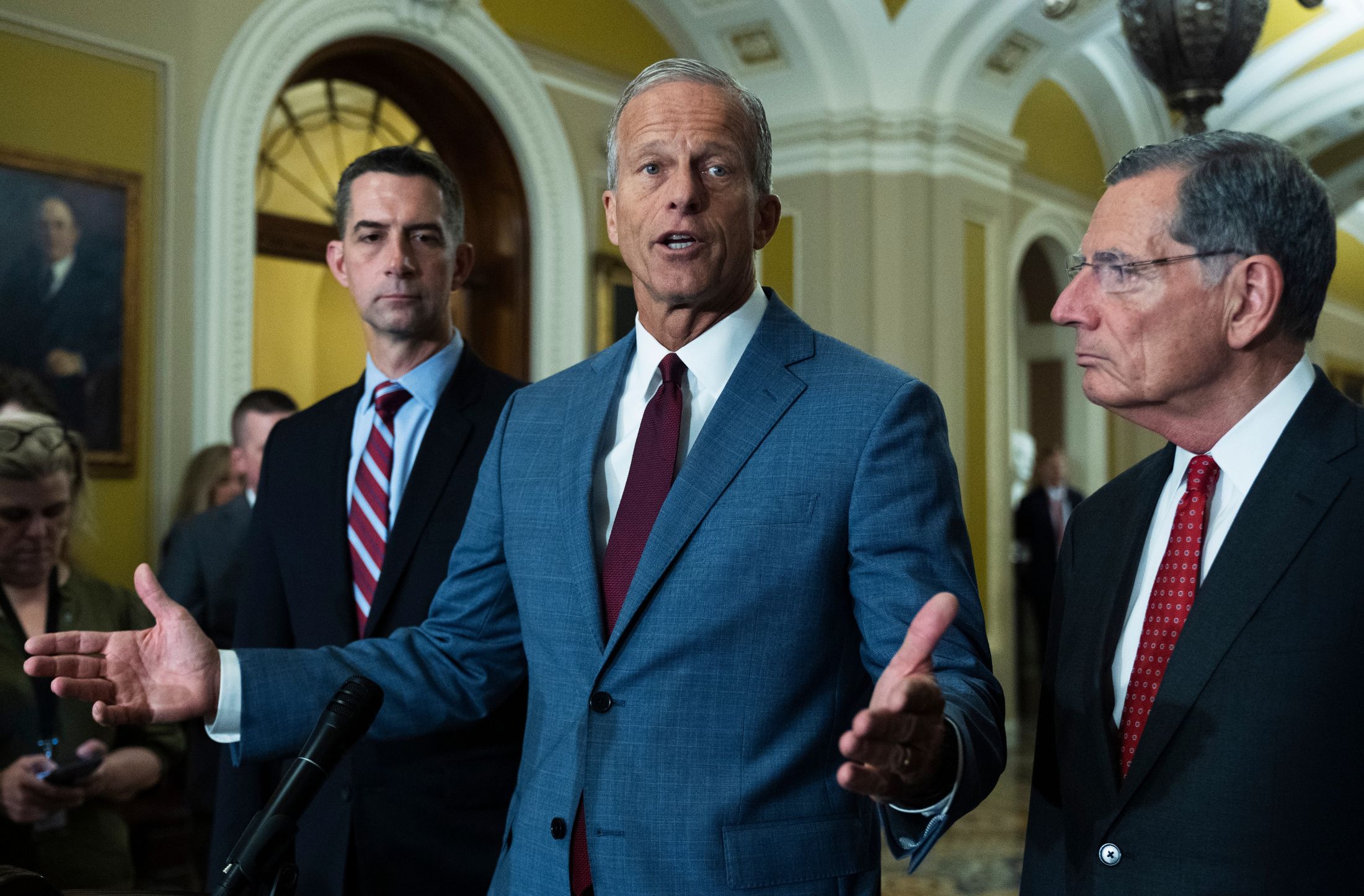 Thune presiona a Trump por Texas: pide usar parte de sus $400 millones para ganar el Senado