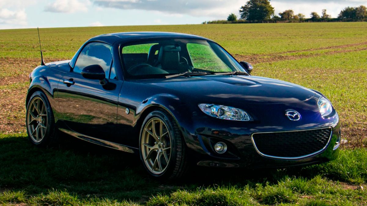 Mazda Miata NC recibe un V6 y se convierte en un deportivo brutal