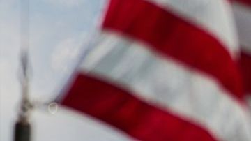 Trump enfrenta posibles investigaciones sobre obras, terrenos federales y contratos si los demócratas ganan la Cámara.