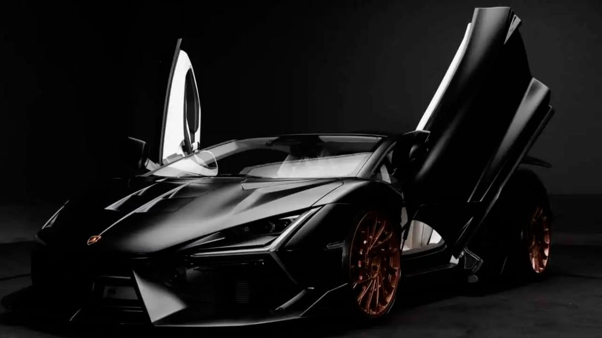 El Lamborghini Revuelto se transforma en un superauto de villano
