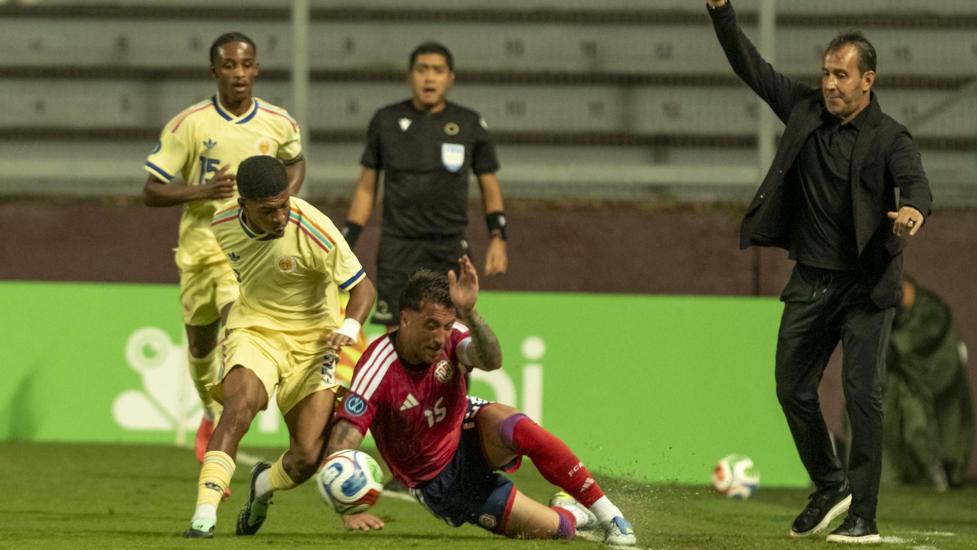 Fernando Batista reaccionó a la humillante derrota de Costa Rica ante Curazao