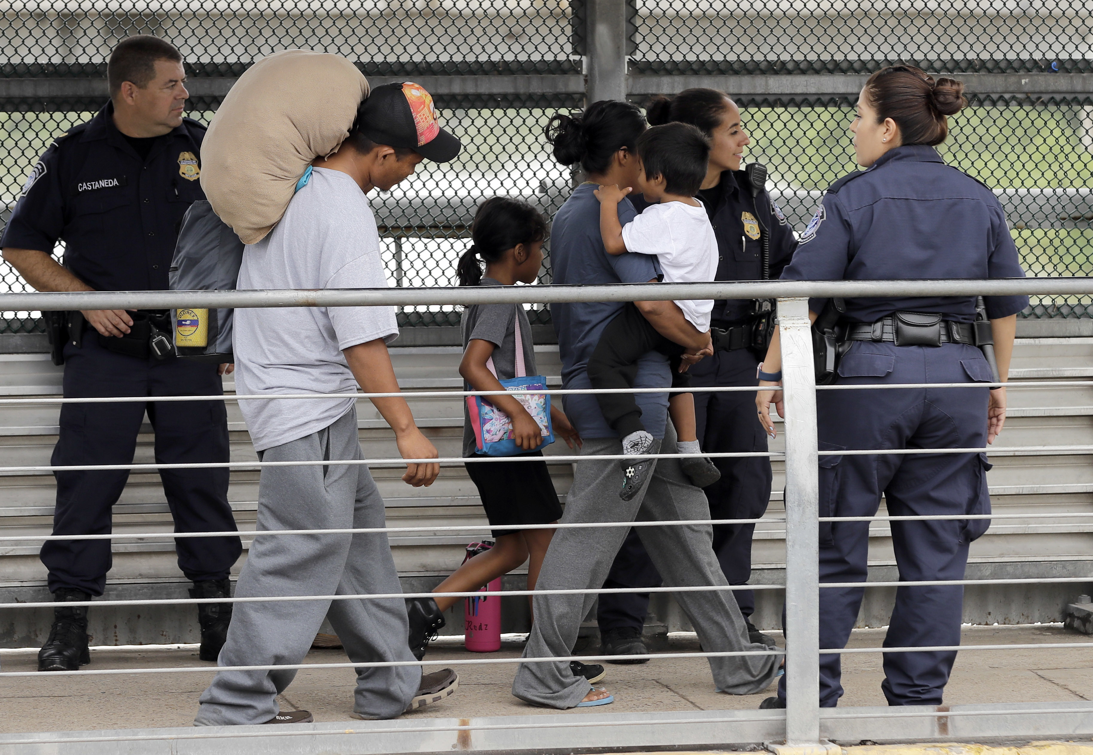 ONG advierten que migración infantil cambia en Latinoamérica entre retornos y menor protección