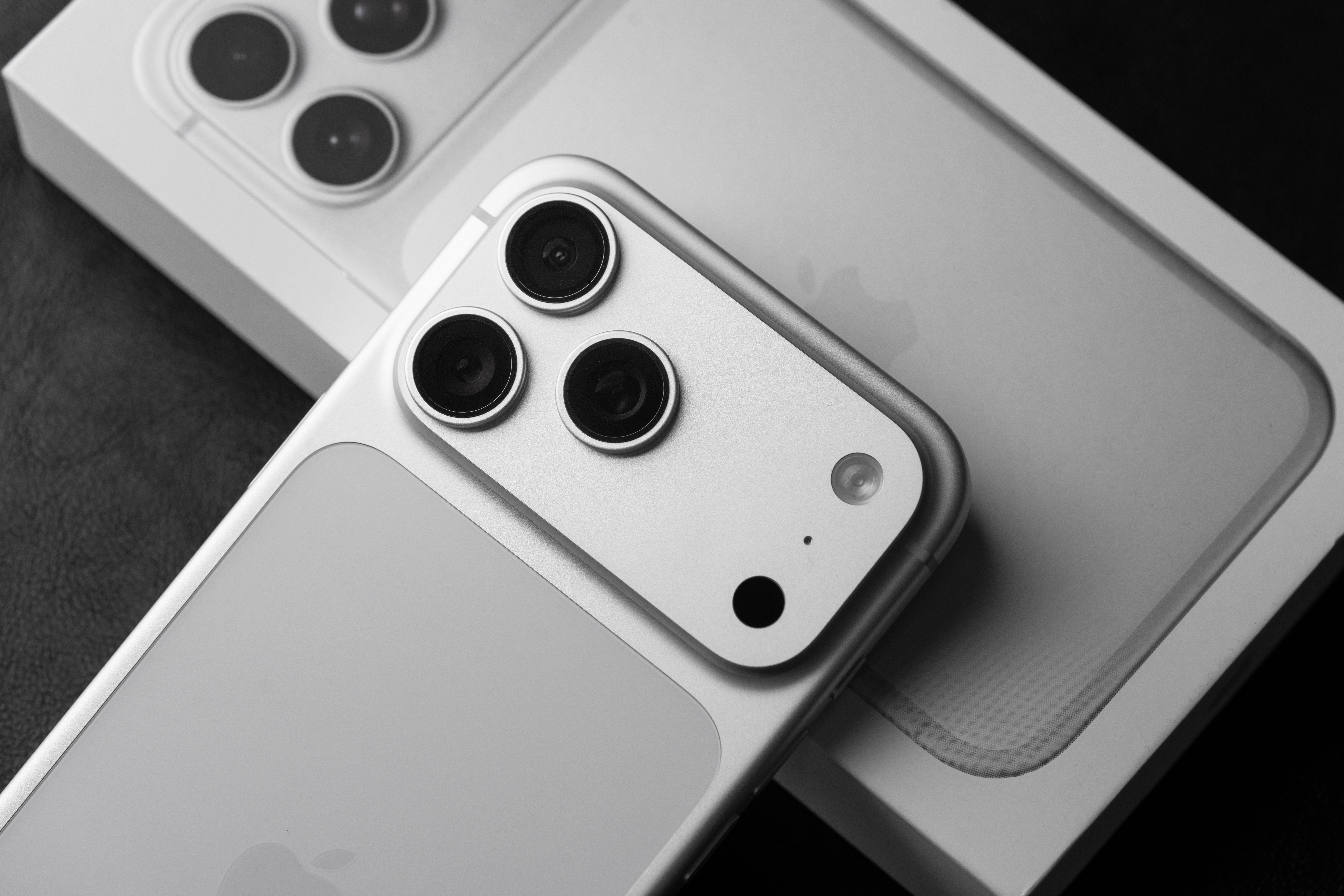 Filtración revela el precio del iPhone 18 Pro y del primer iPhone plegable de Apple
