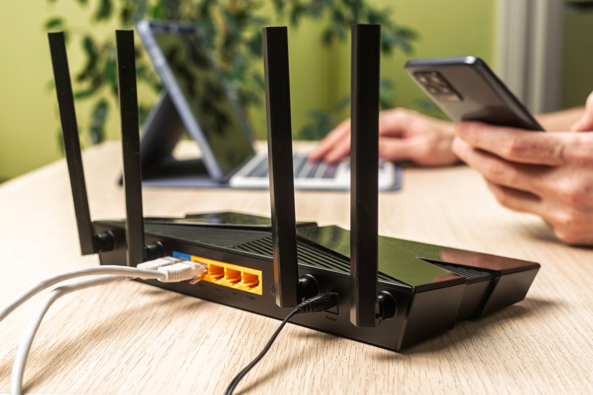Cómo ponerle freno a tus invitados en el WiFi sin que nadie se queje