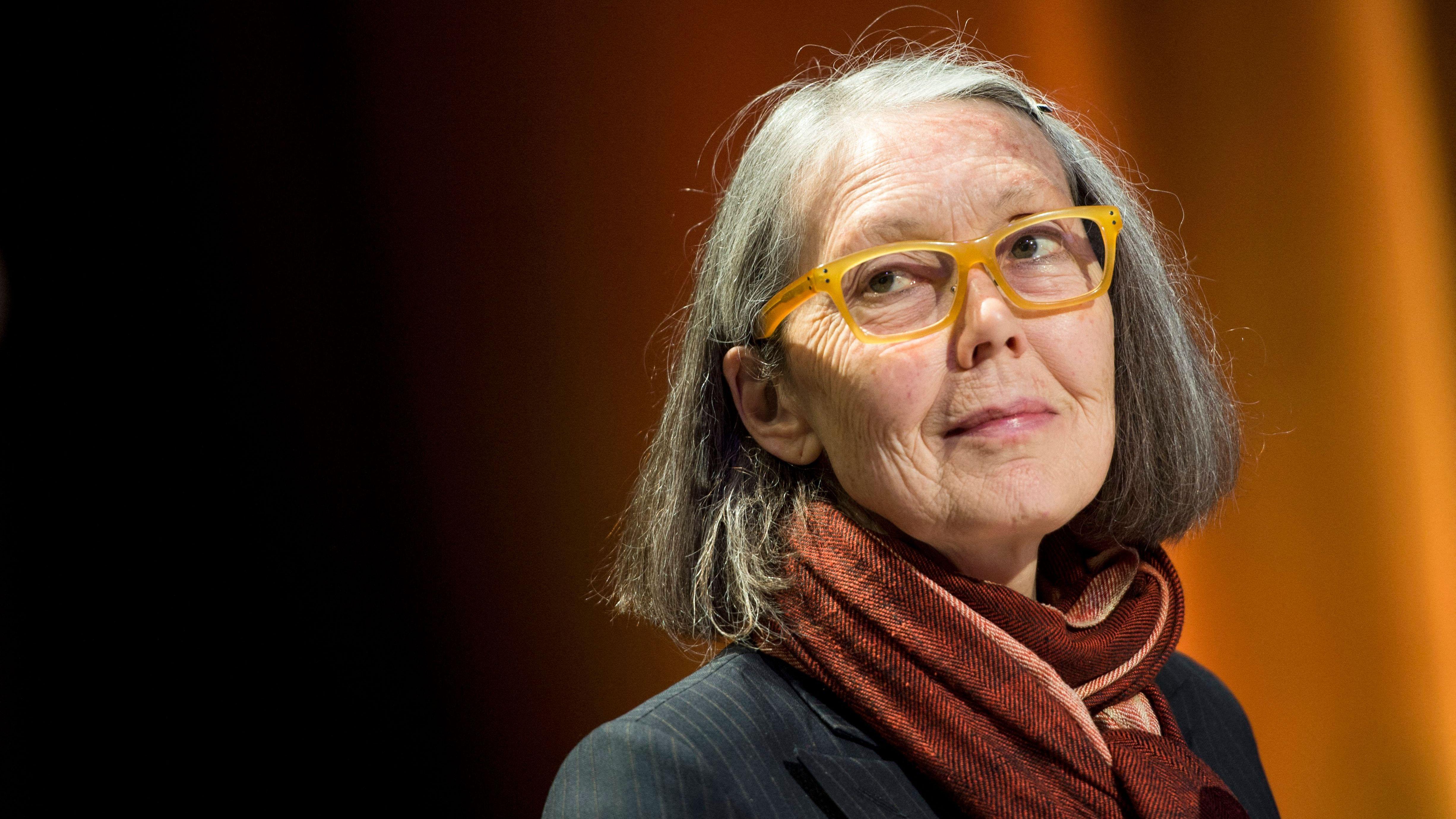 Quién es Anne Carson, la poeta canadiense que obtuvo el Nobel de Literatura 2026 "por su obra audaz e inventiva"