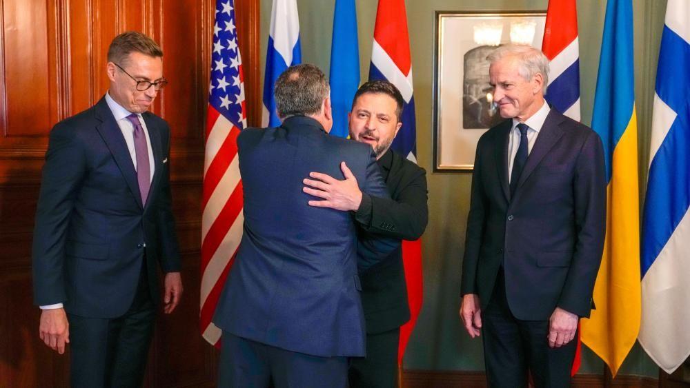 ¿Puede Zelenski seguir considerando a Trump como un aliado en la guerra contra Rusia?
