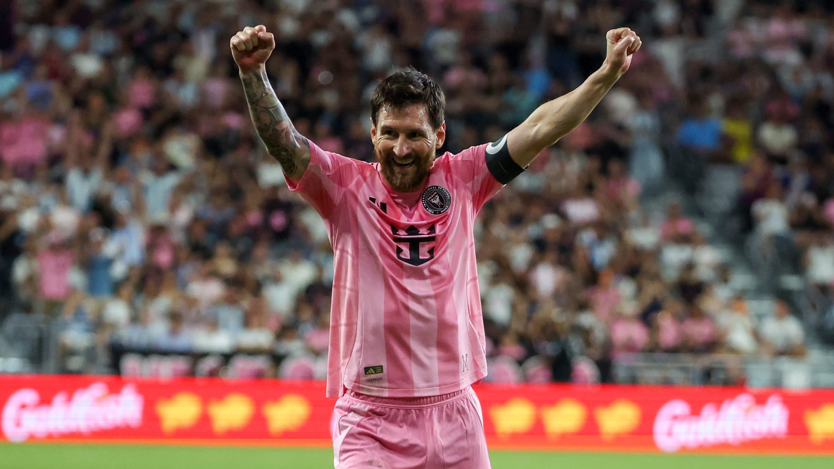 Eldense hace oficial la llegada de Lionel Messi como propietario y revela sus objetivos