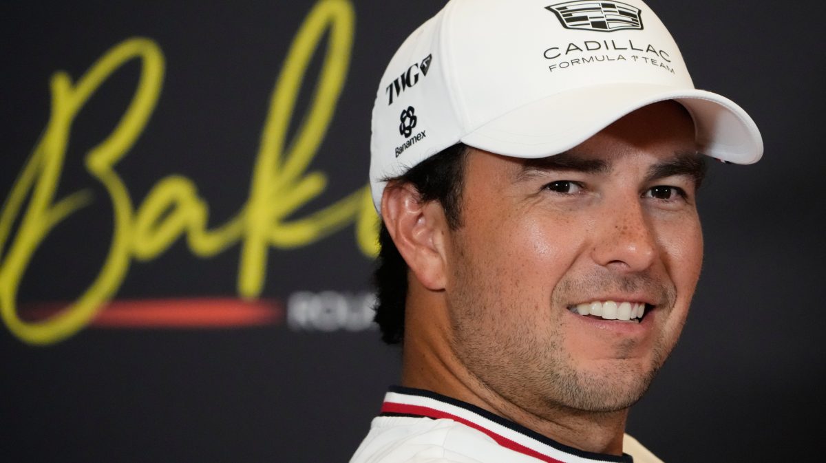 Checo Pérez opina sobre el Balón de Oro de 2026