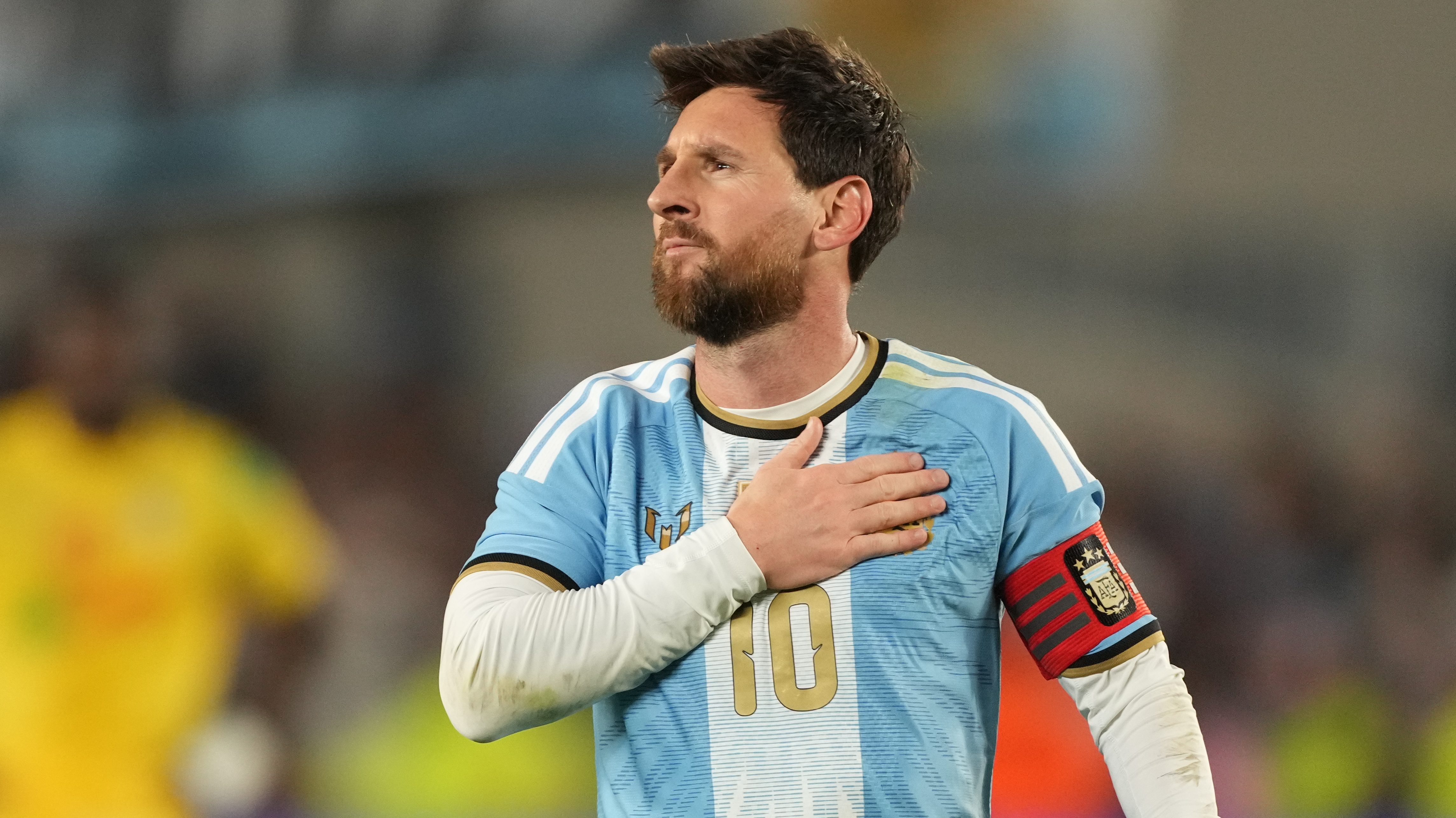 El presidente de la Conmebol motivó a Messi a jugara la Copa Libertadores