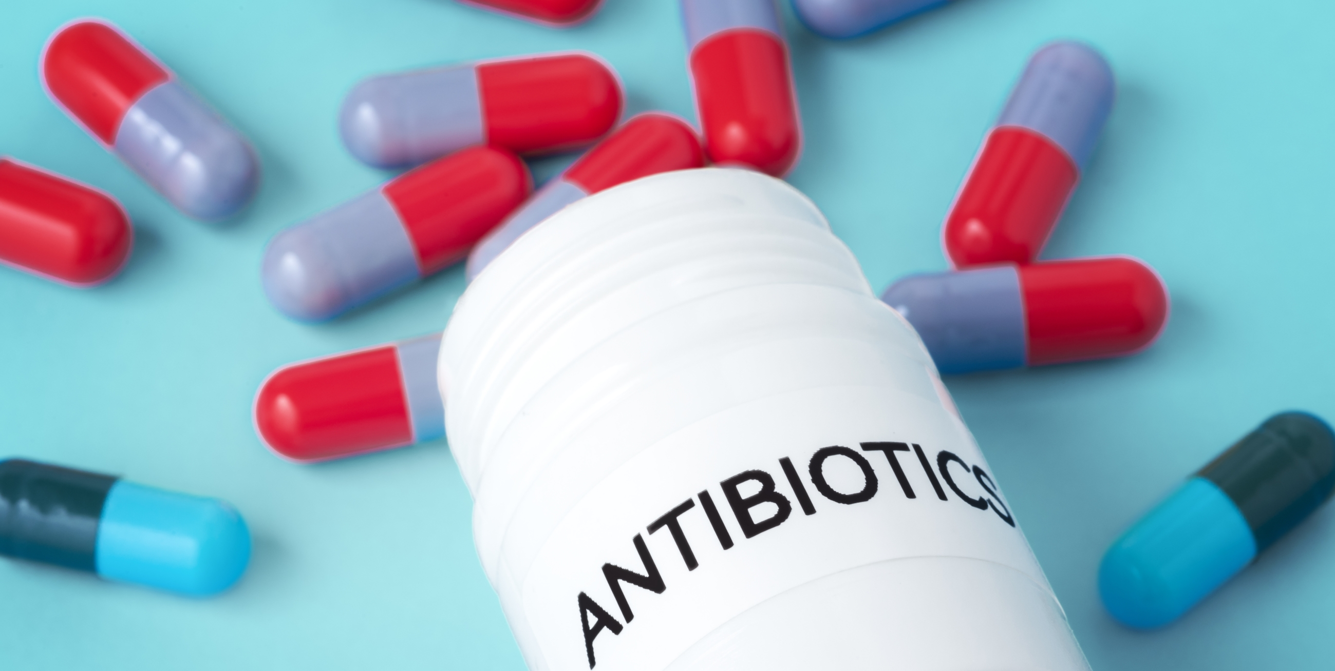 Antibióticos a medias: ¿es peor dejarlos que no empezarlos?