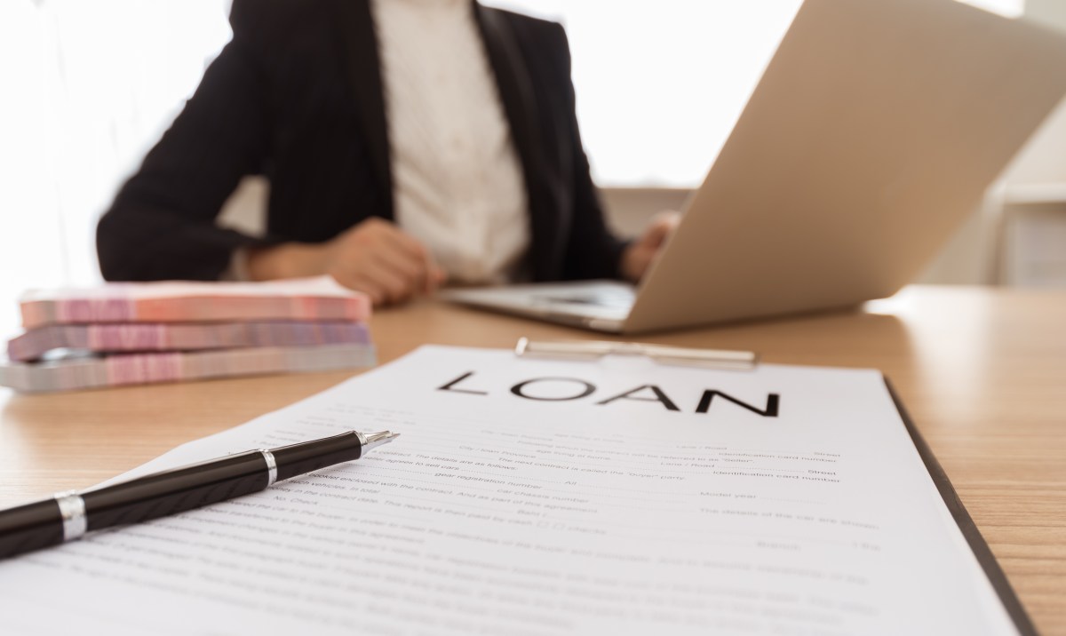 Qué revisan los bancos para aprobar un préstamo en EE.UU.