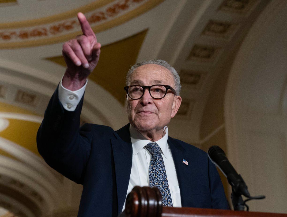 Schumer amenaza con bloquear a los jueces de Trump si los demócratas recuperan el Senado