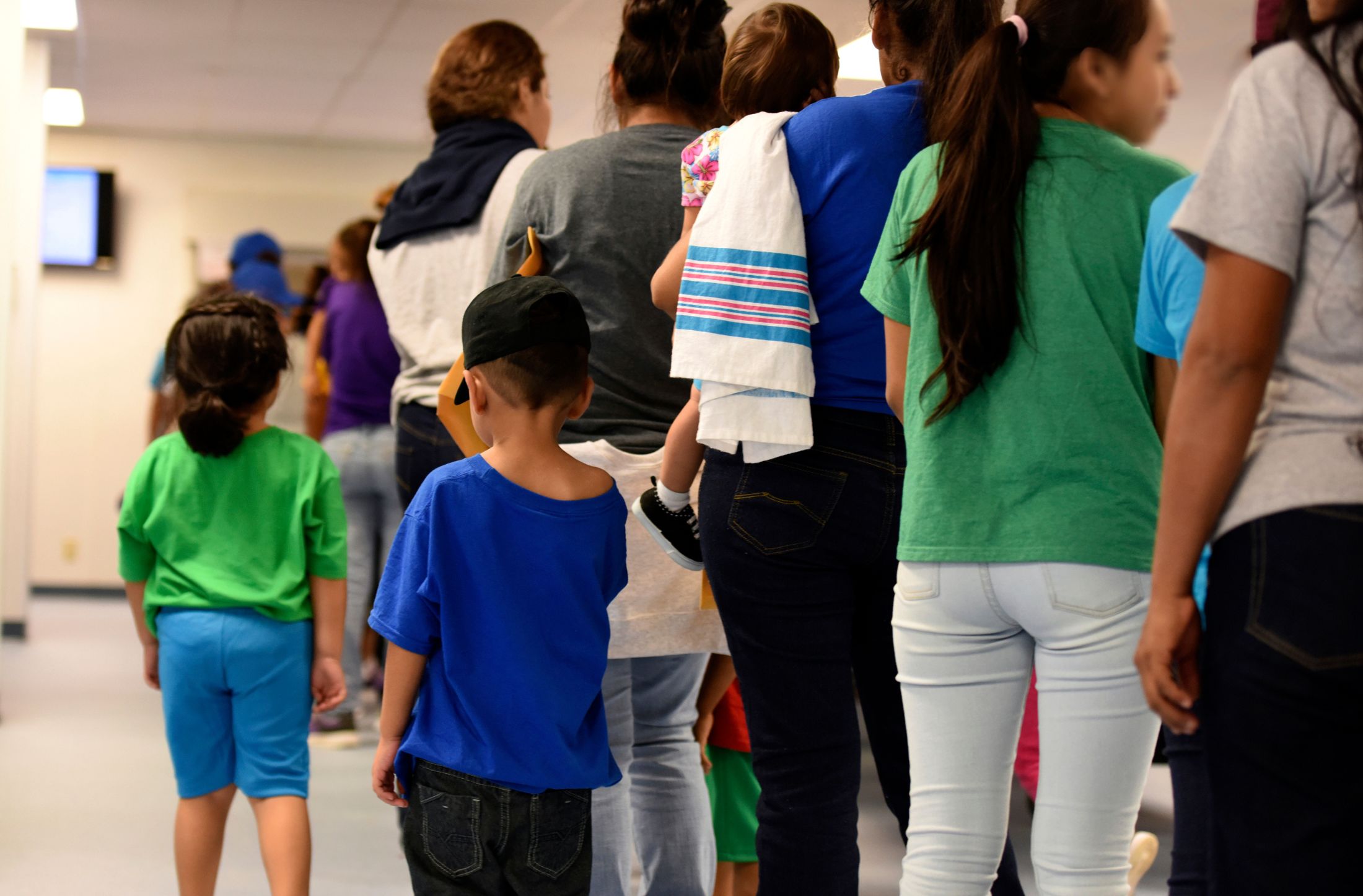 Clientes de abogado de inmigración dicen que los amenazaron con llamar a ICE en California