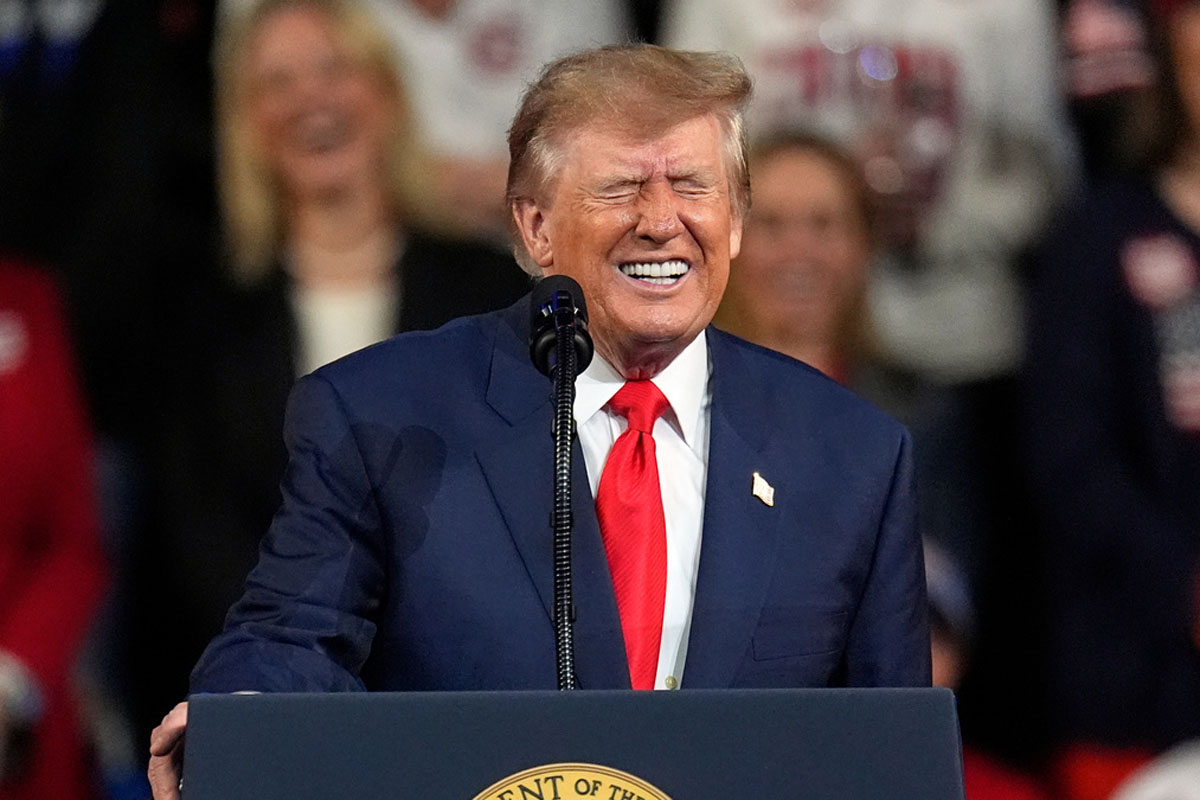 Donald Trump no cesa en sus ocurrencias y ahora sugiere "rebautizar" a un océano con su apellido