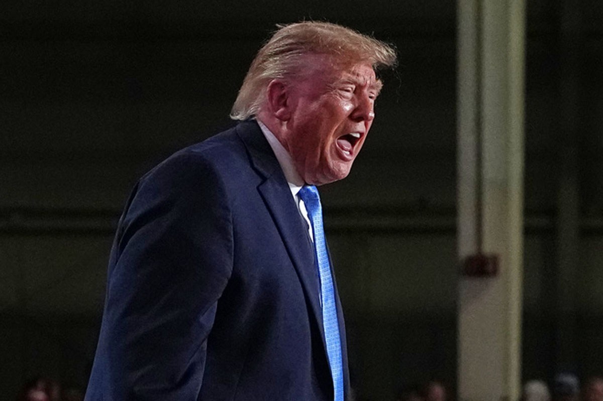 Donald Trump arremete en contra de Barack Obama y lo tacha de haber sido “un pésimo presidente”