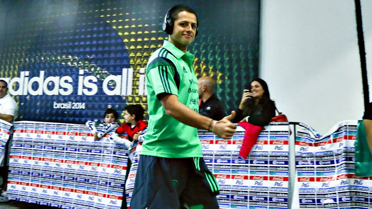Chicharito reaviva polémica con la selección mexicana con mensaje salpicado de soberbia