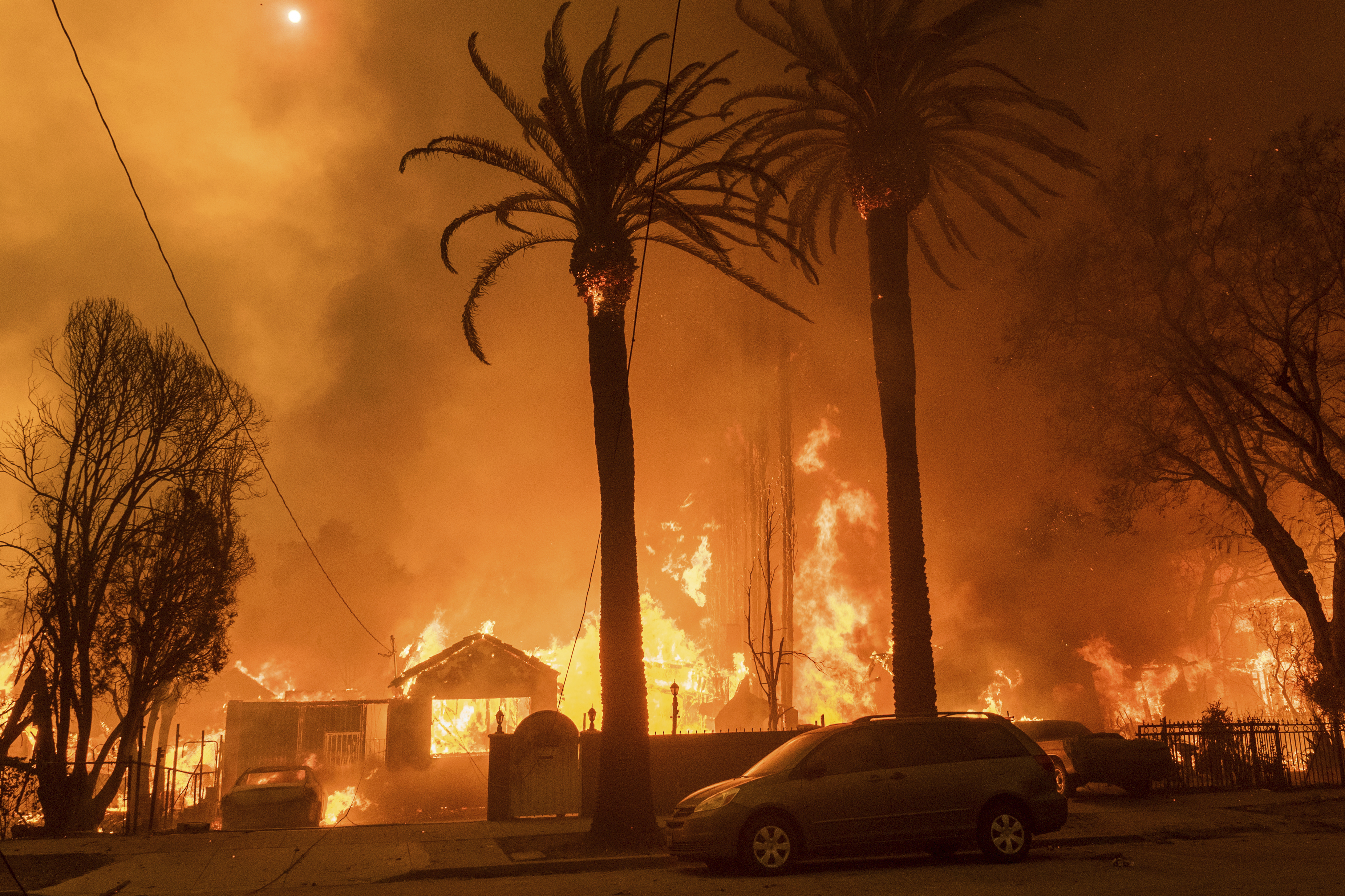Incendios de Los Ángeles de 2025: informe atribuye la devastación a fallas del sistema