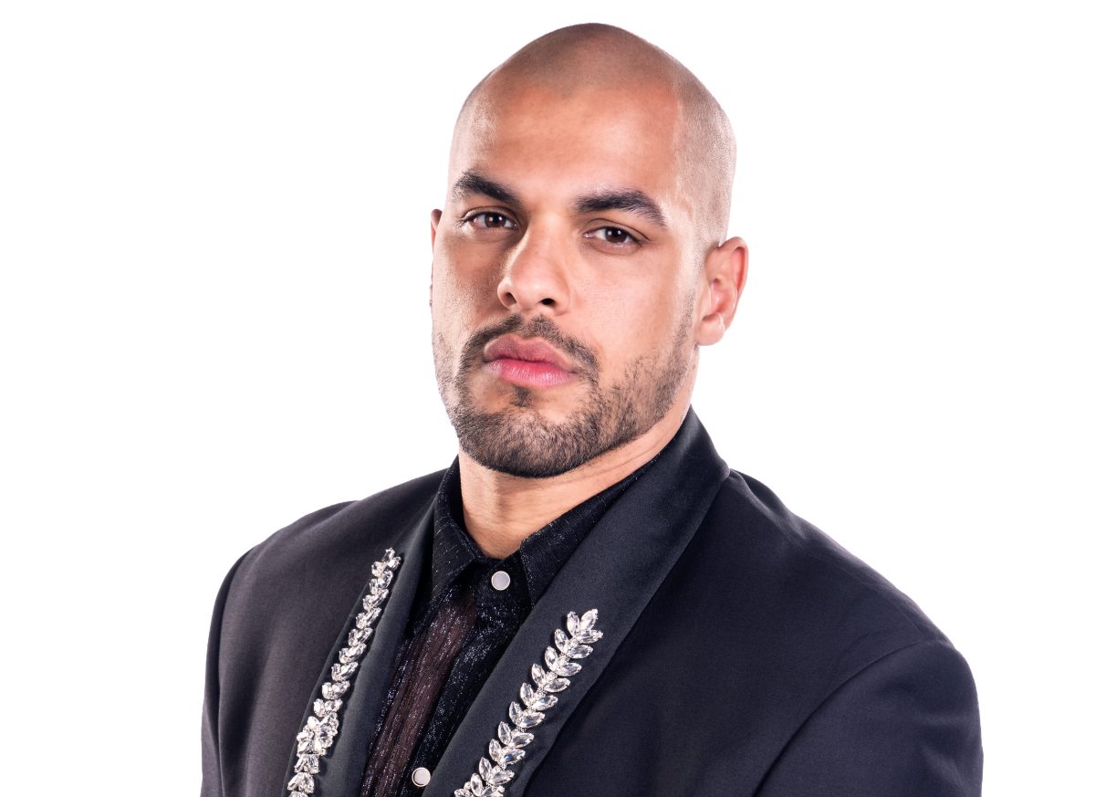 Josh Martínez conduce "Juego de Villanos Sin Censura" para Telemundo