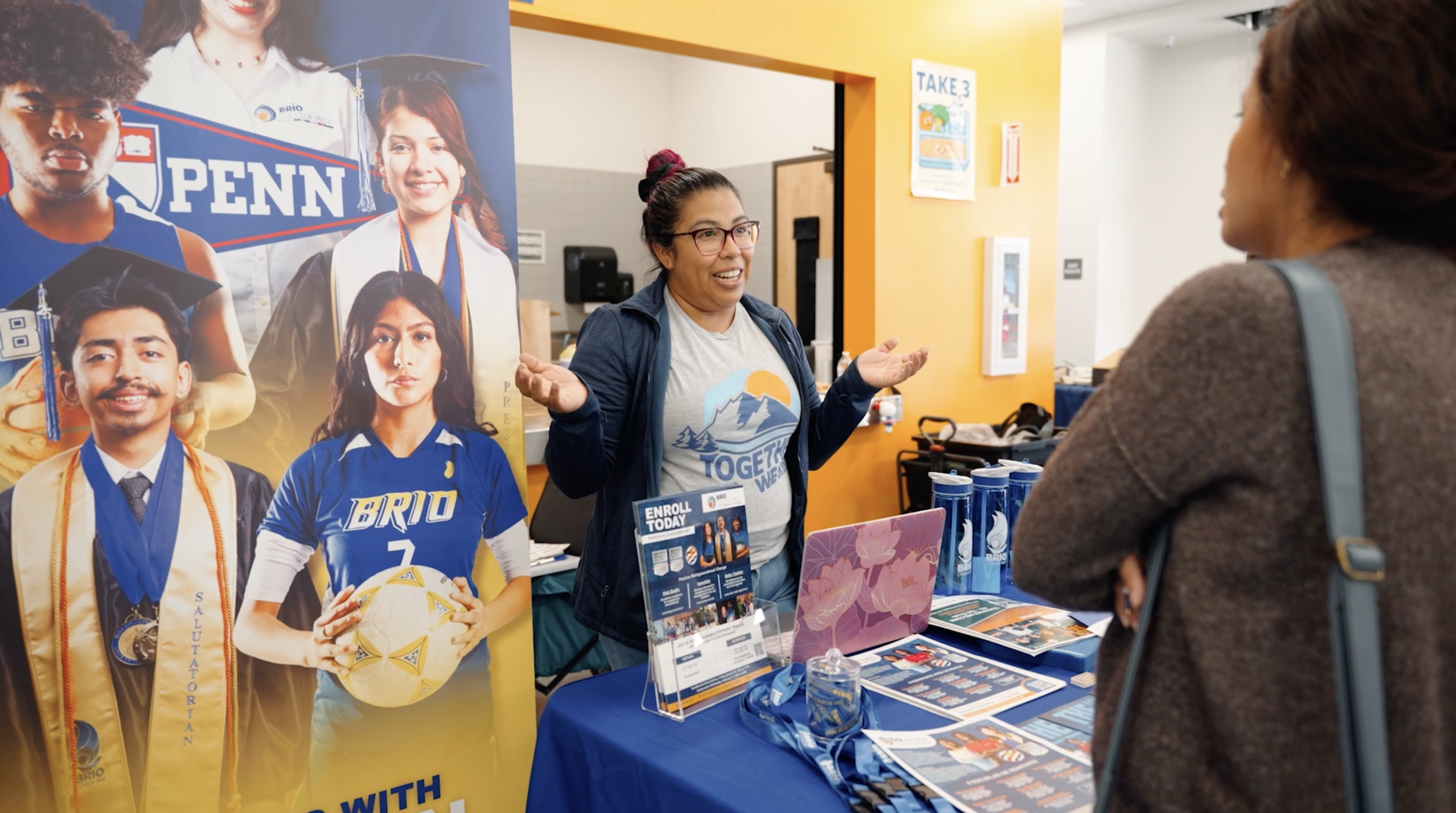 KIPP SoCal ayuda a los estudiantes y a sus familias a recorrer el camino hacia la preparatoria y la universidad