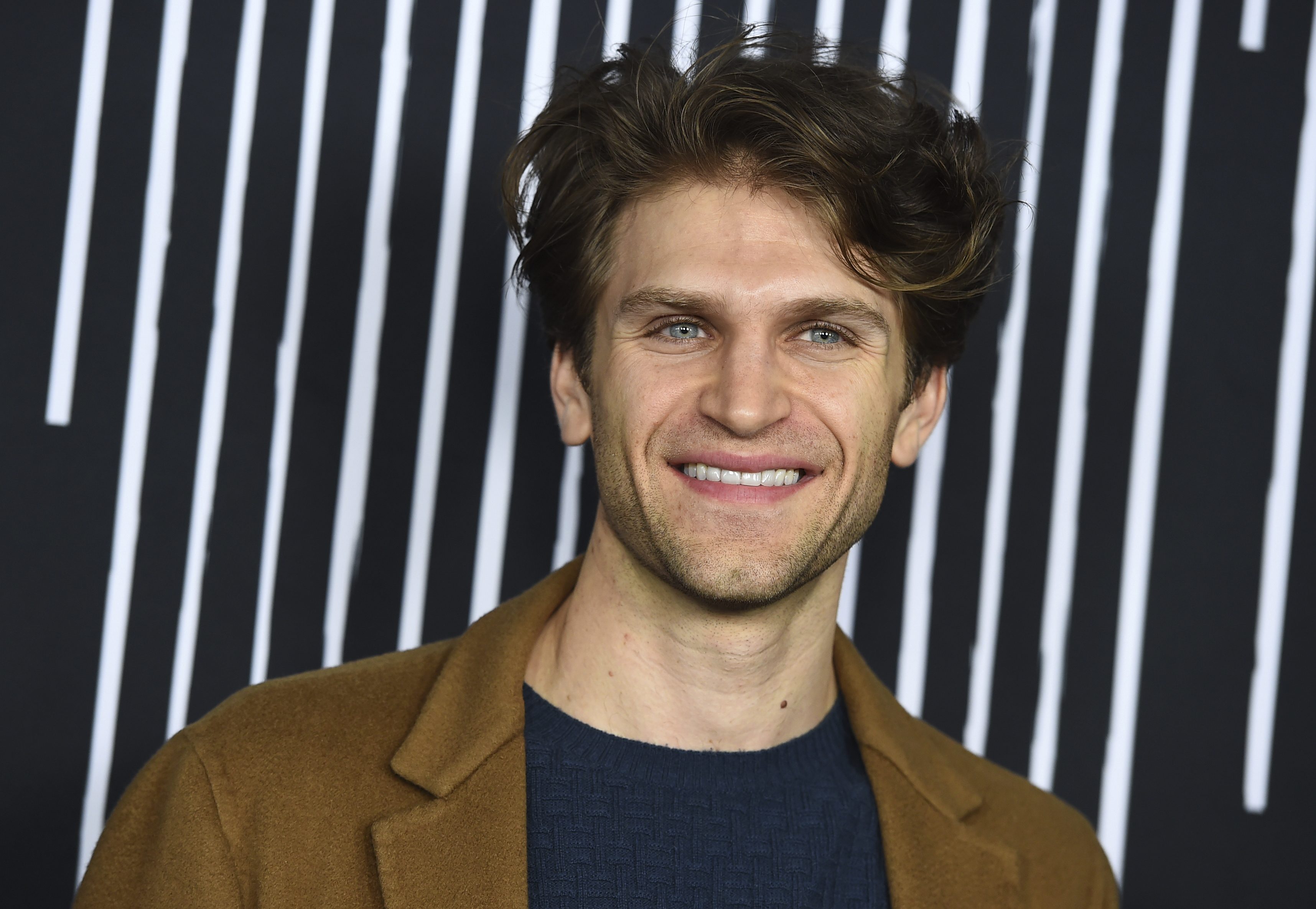 Keegan Allen, actor de “Pretty Little Liars”, es asaltado a punta de pistola en Los Ángeles