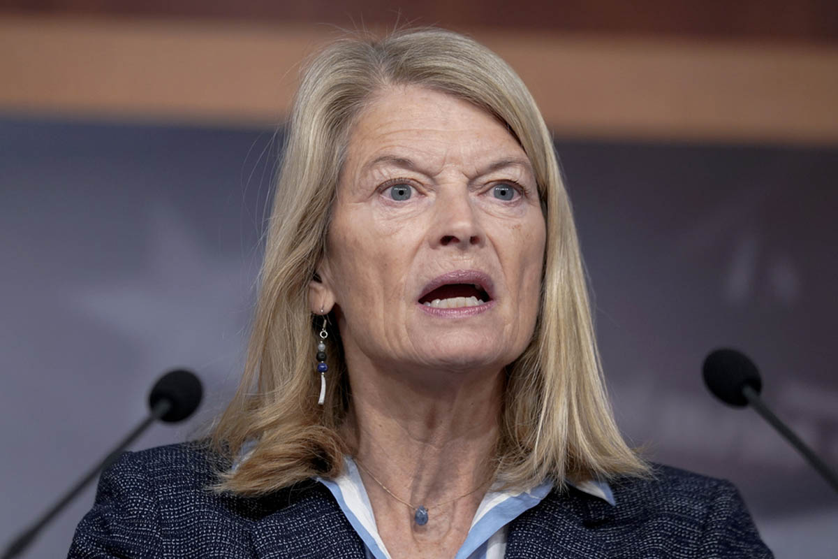 Lisa Murkowski, senadora republicana, respalda a un demócrata como opción para gobernar a Alaska