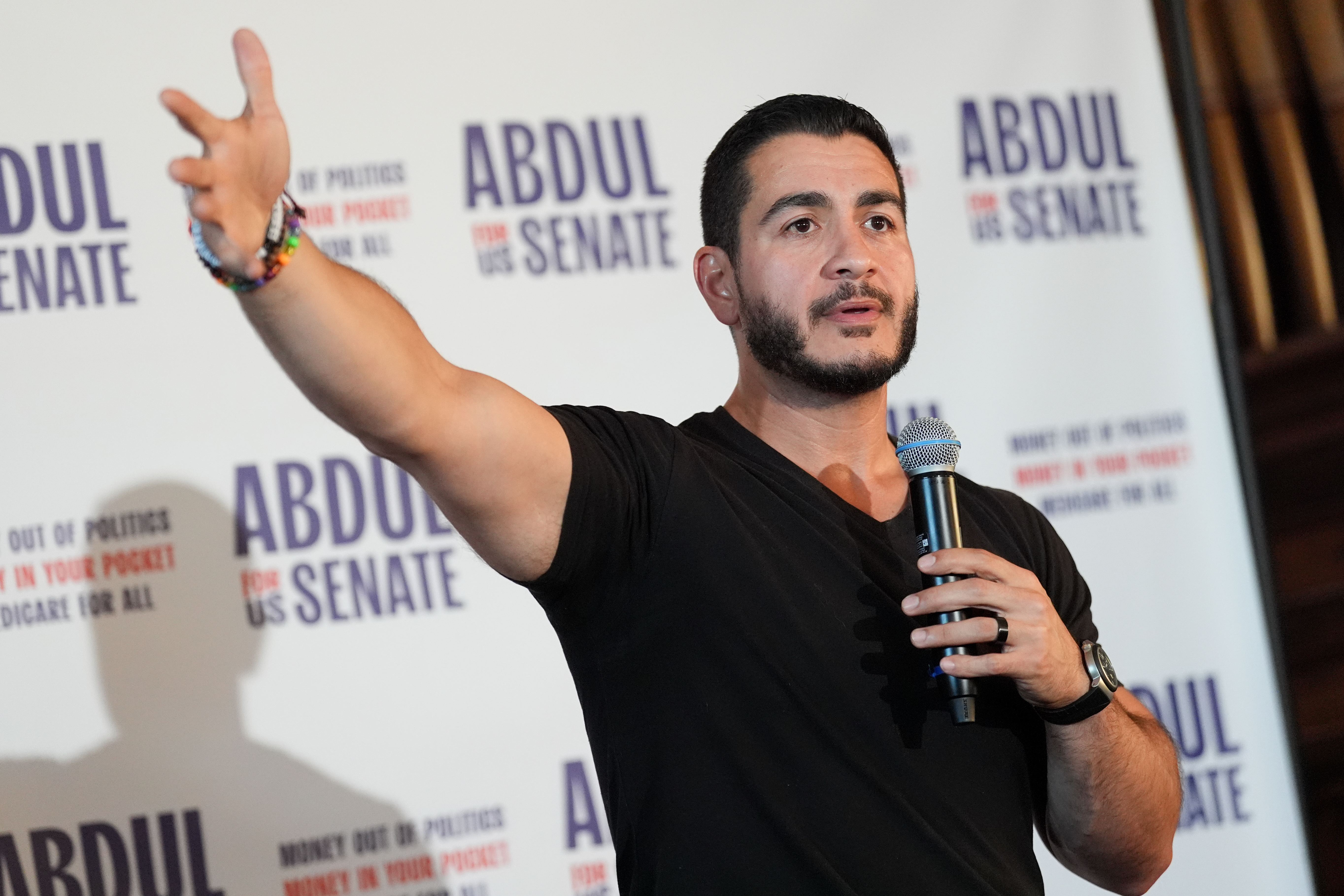 Obama apoyará a El-Sayed en Michigan, una elección que puede definir el control del Senado