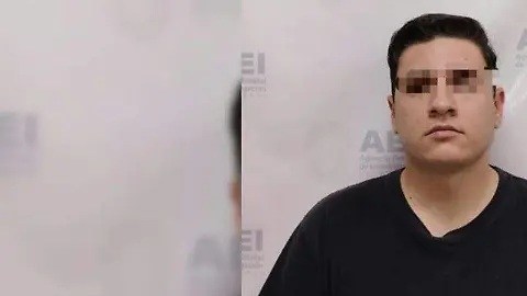 Policías detenidos