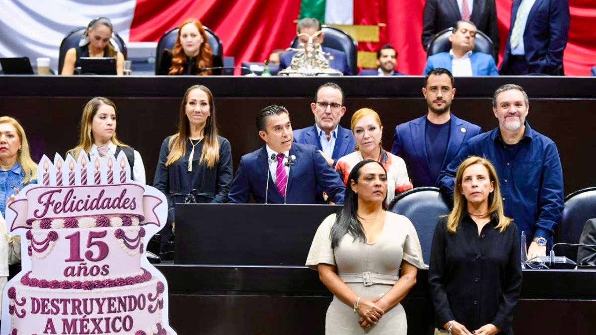Diputado mexicano elevó la tensión al reproducir audio de AMLO y calificar a legisladores de Morena como narcos