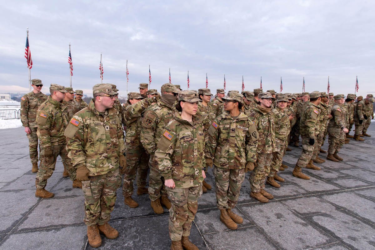 El Pentágono aprueba aumento de sueldo para los militares estadounidenses en combate