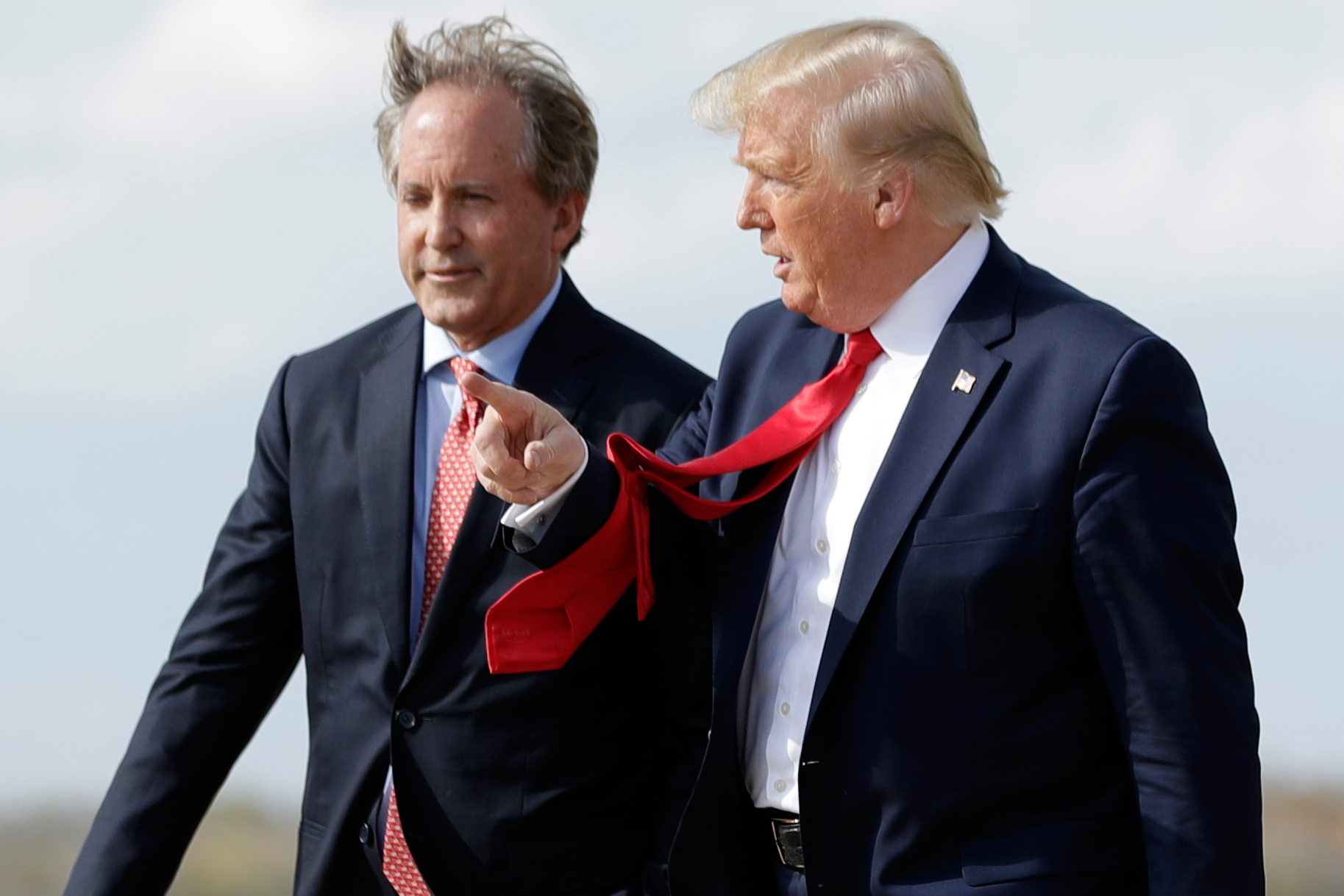 Trump arranca en Texas ofensiva republicana rumbo a elecciones con controversia por millonarios anuncios