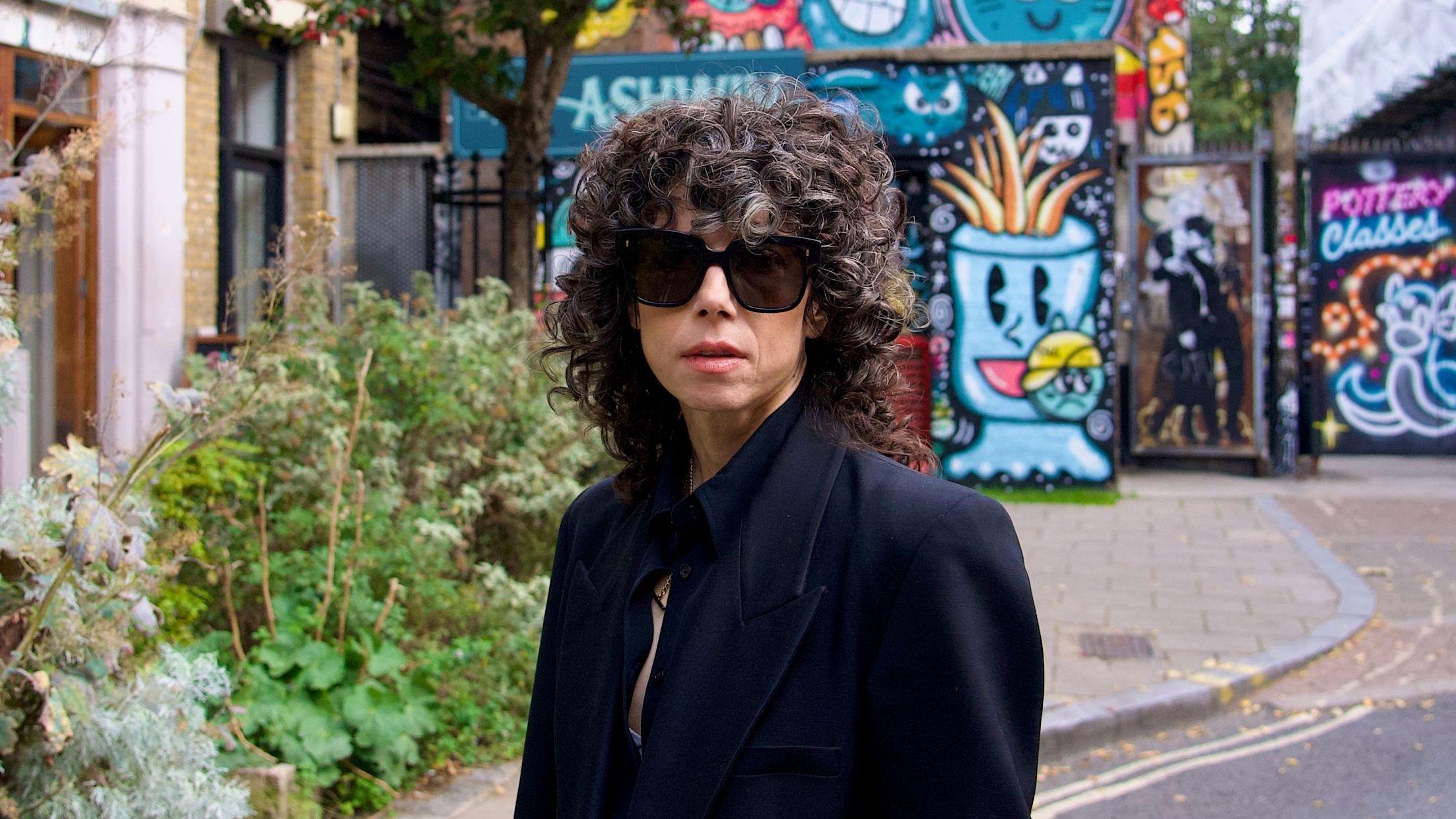 Meredith Whittaker, la mujer más poderosa en el mundo de la IA, rechaza los peligros contra los humanos