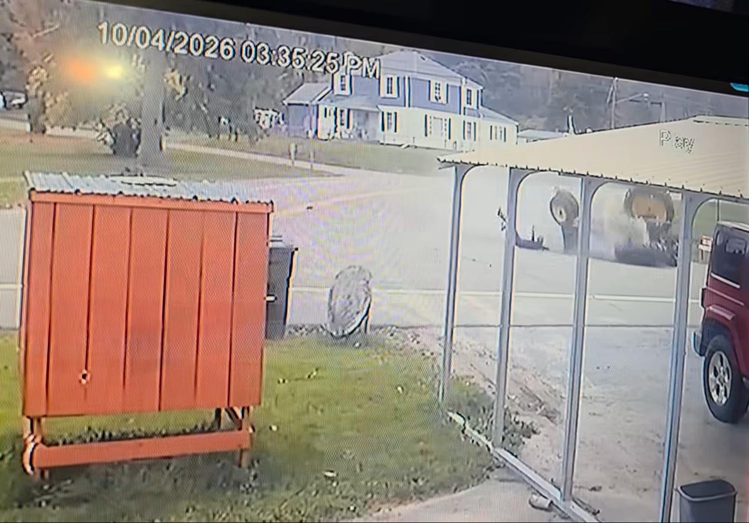 Más de una docena de menores salen despedidos de un vagón durante un paseo en tractor en Nueva York